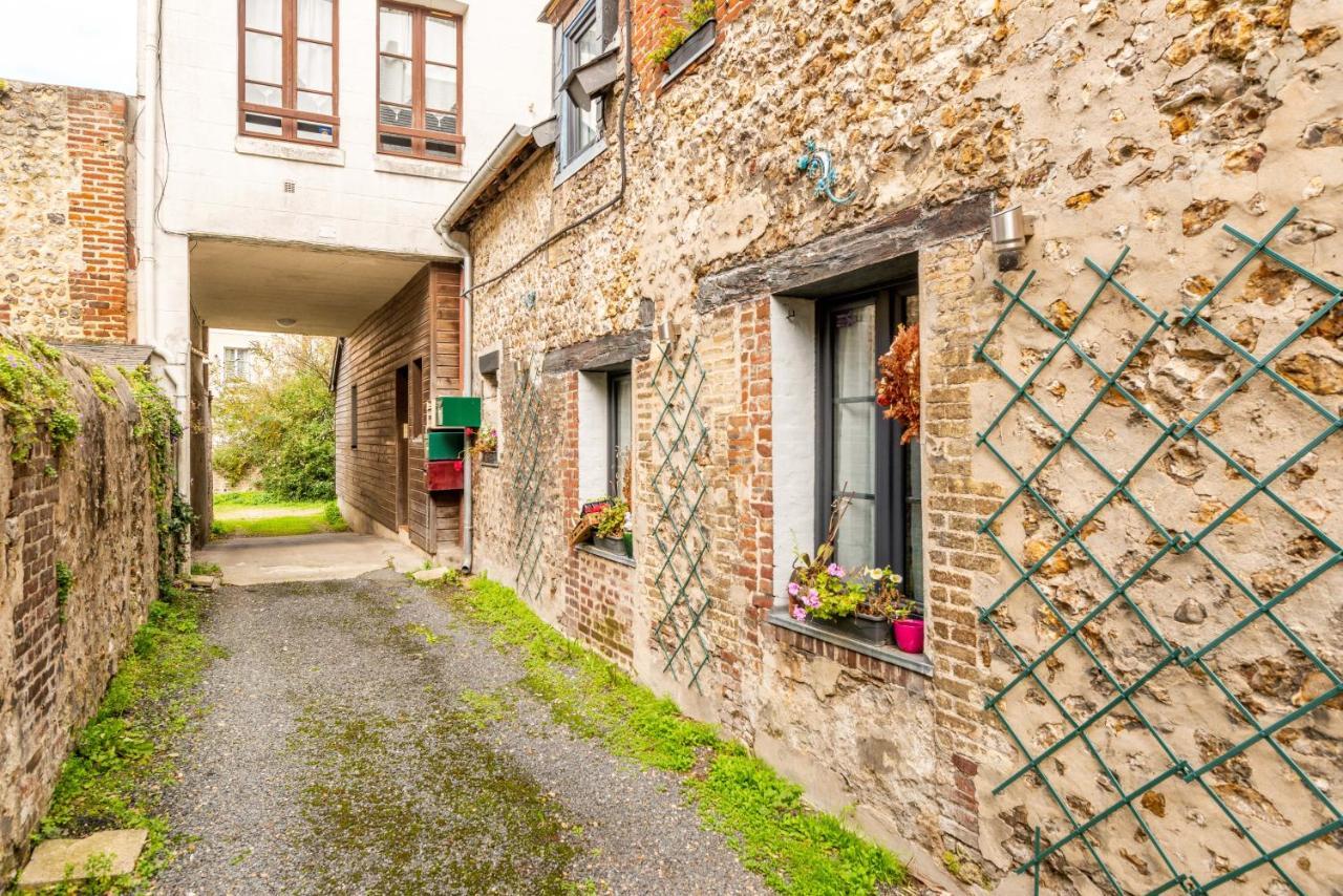Ferienwohnung Greeter-Nid Douillet A 5 Min Du Port De Honfleur Exterior foto